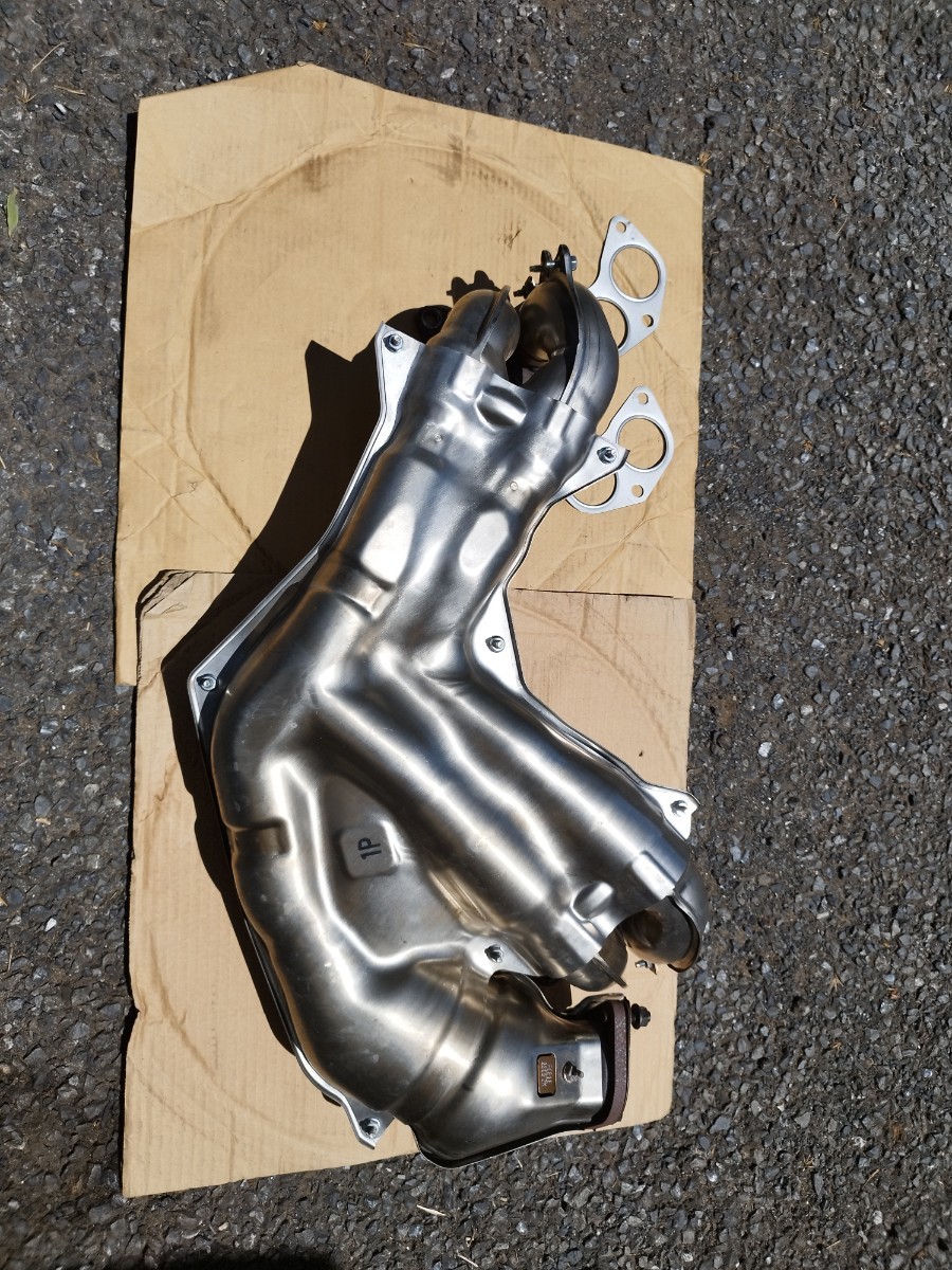 即決】☆トヨタ純正☆ZN8☆エキマニ☆GR86☆BRZ☆ZD6☆タコ足☆(純正品