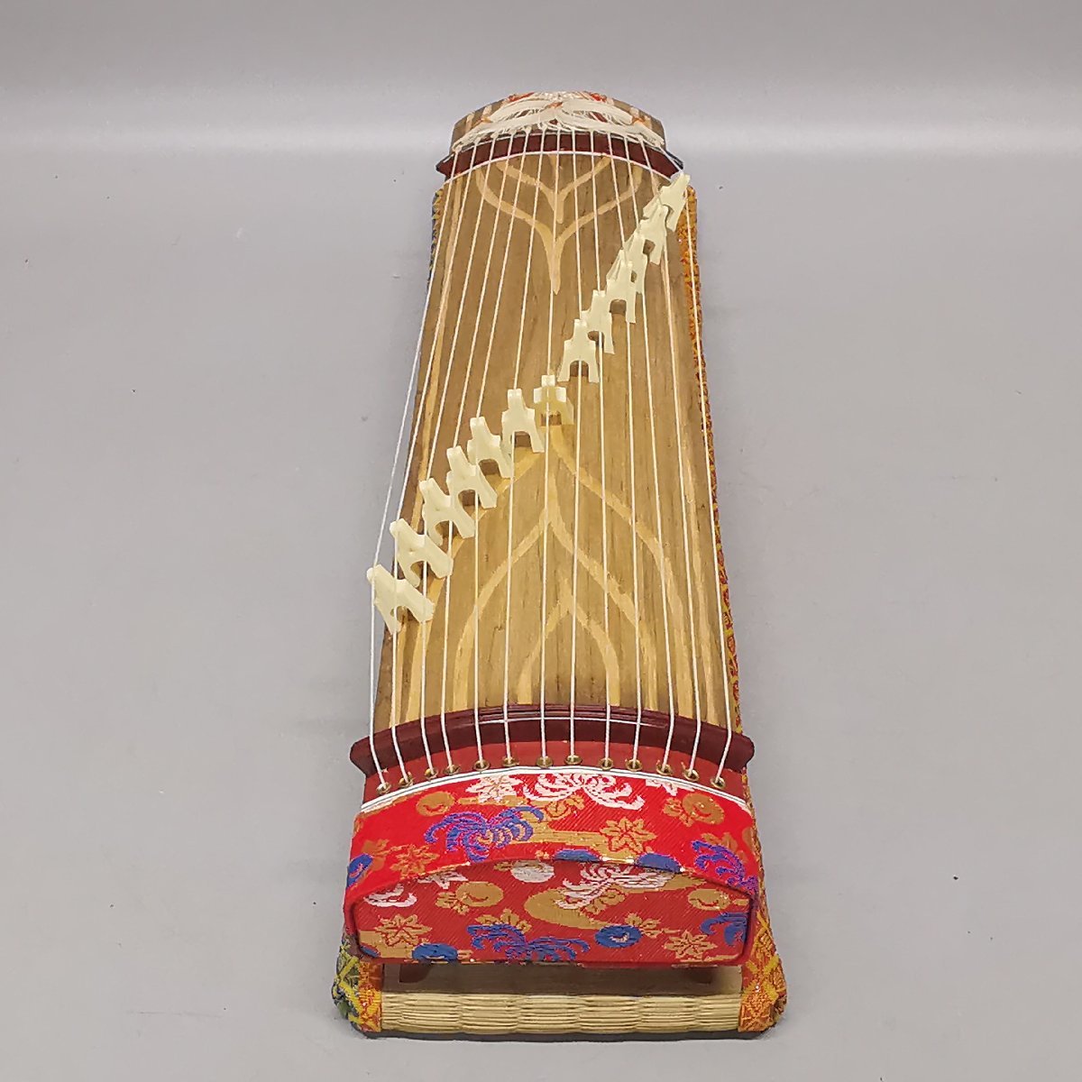 保管品 ミニ琴 小琴 42cm×10cm ミニチュア和琴 楽器 演奏 音楽 元箱付 