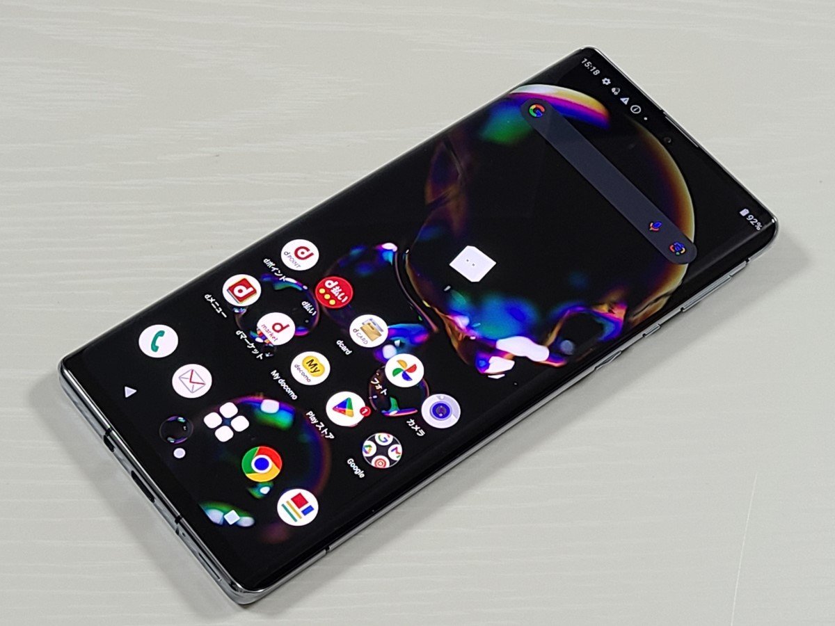 ☆【32412WM】 美品 docomo SH-51B SHARP AQUOS R6 ブラック SIMロック