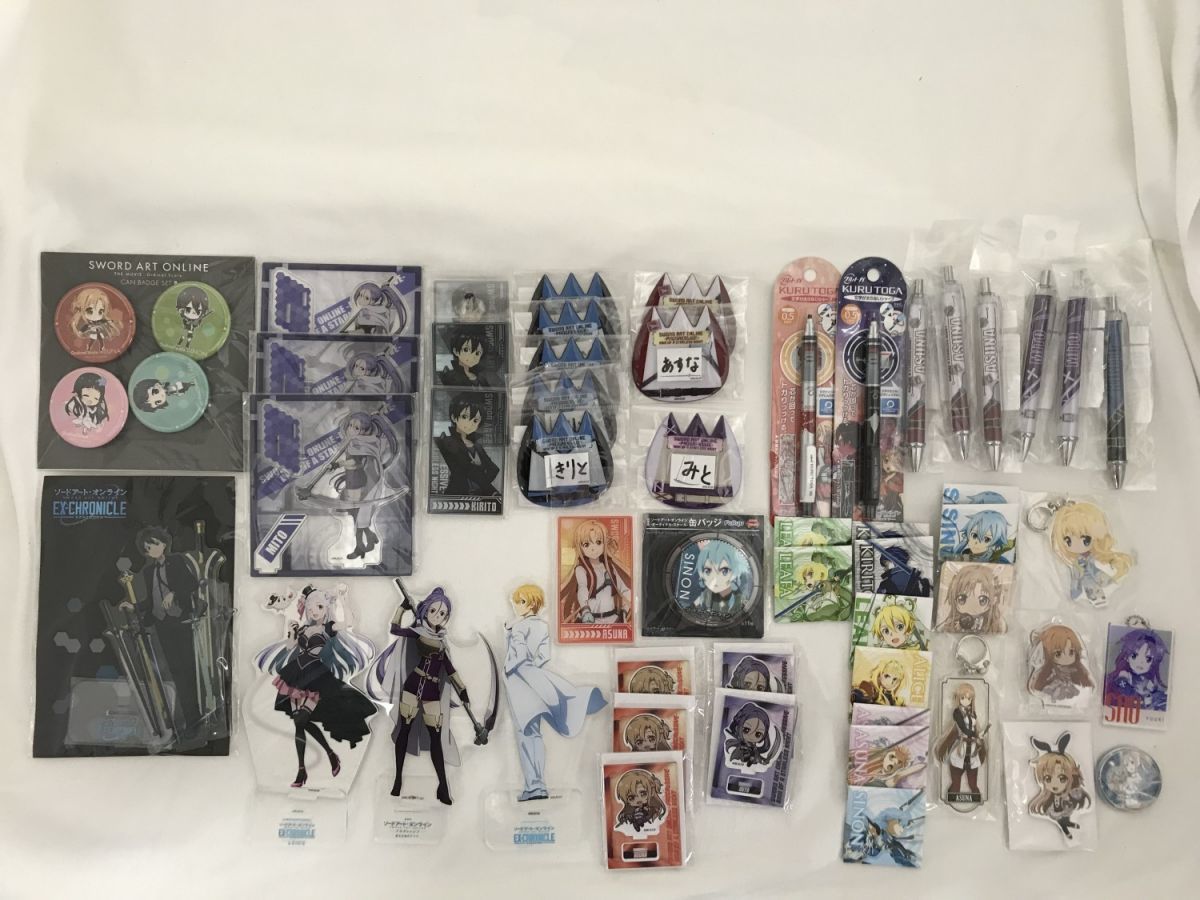 C99】グッズ　ソードアート・オンライン　SAO　アクスタ　アクリルスタンド　缶バッジ他まとめ売り　キリト　ユージオ　他