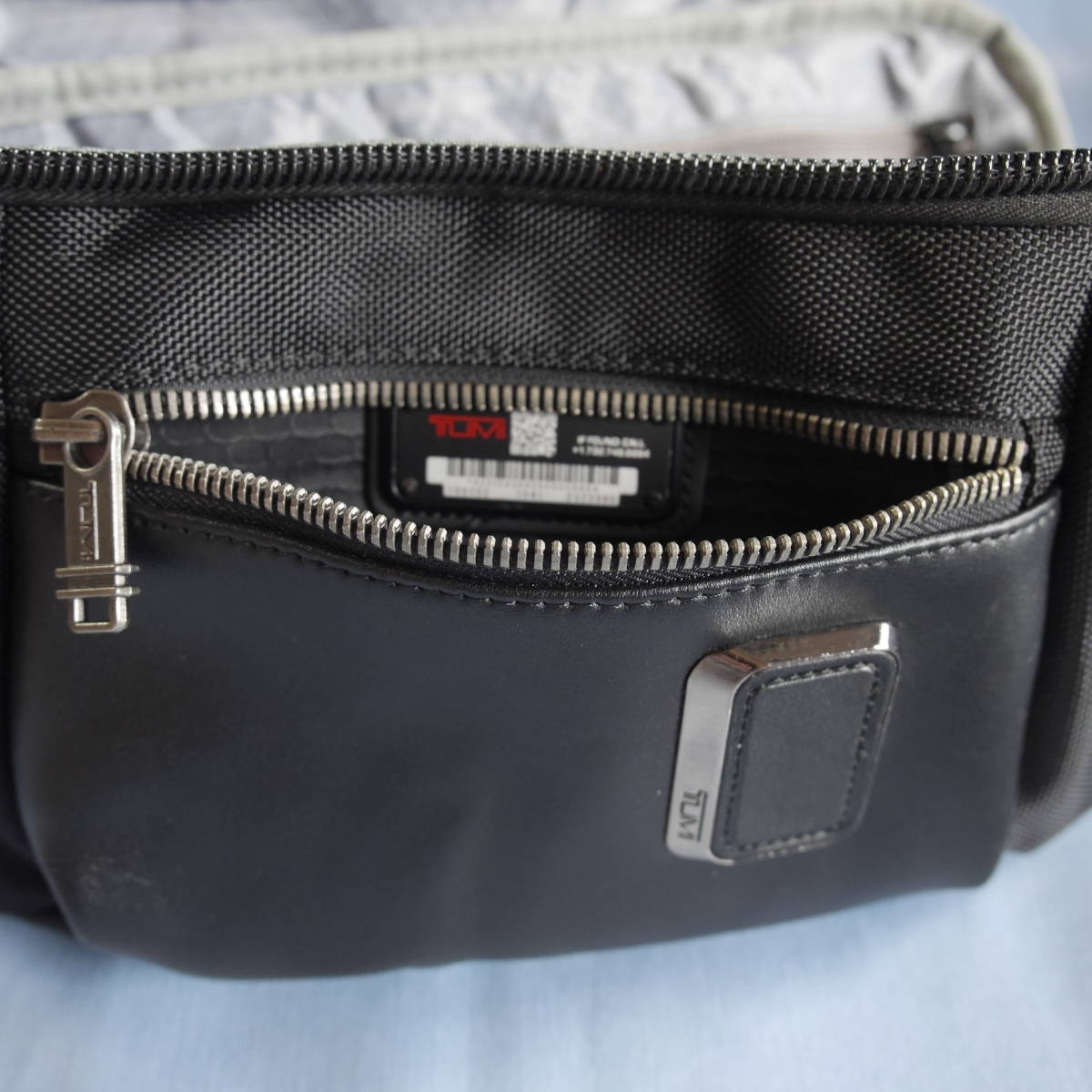 並行輸入品】新品未使用 トゥミ ウエストバッグ・ボディバッグ TUMI 
