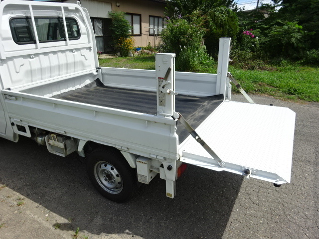 平成15年式 スズキ キャリイトラック LE-DA63T 3AT 4WD エアコン 