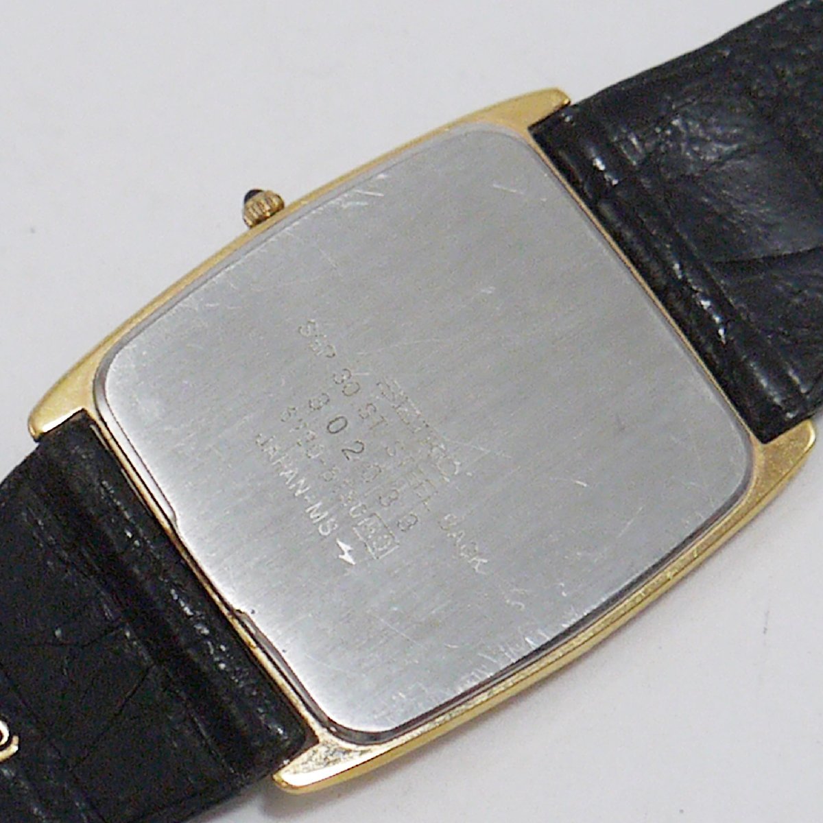 定形外送料無料 USED品・保管品 SEIKO セイコー Dolce ドルチェ 6730 