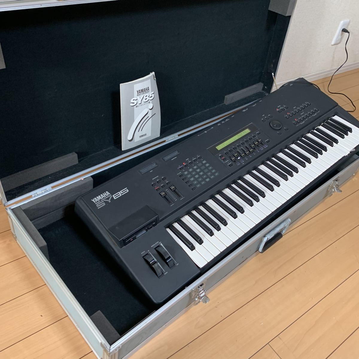 YAMAHA SY85、ハードケース、説明書付き 内容:音出し確認済み 【公式通販】