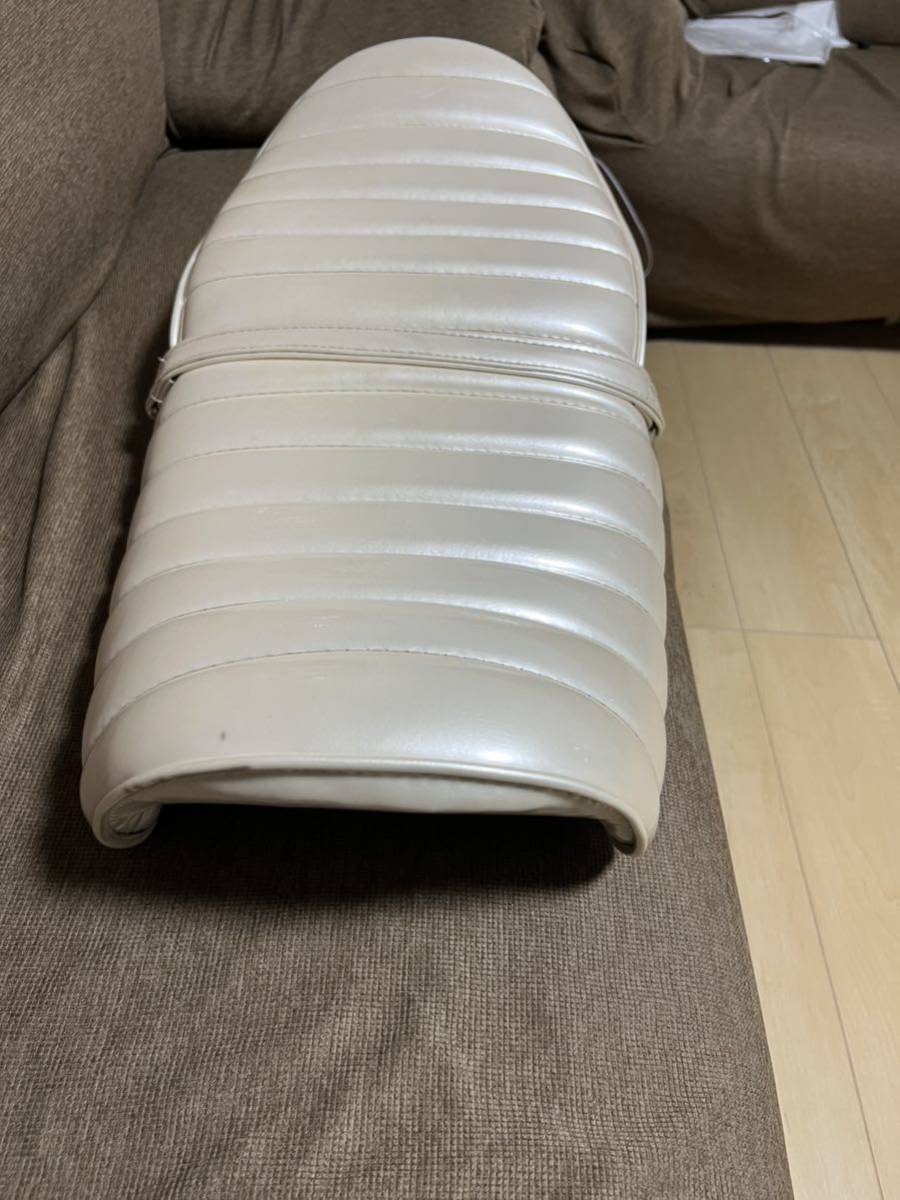 CB750K 白エナ 標準 タックロール シート | シート本体