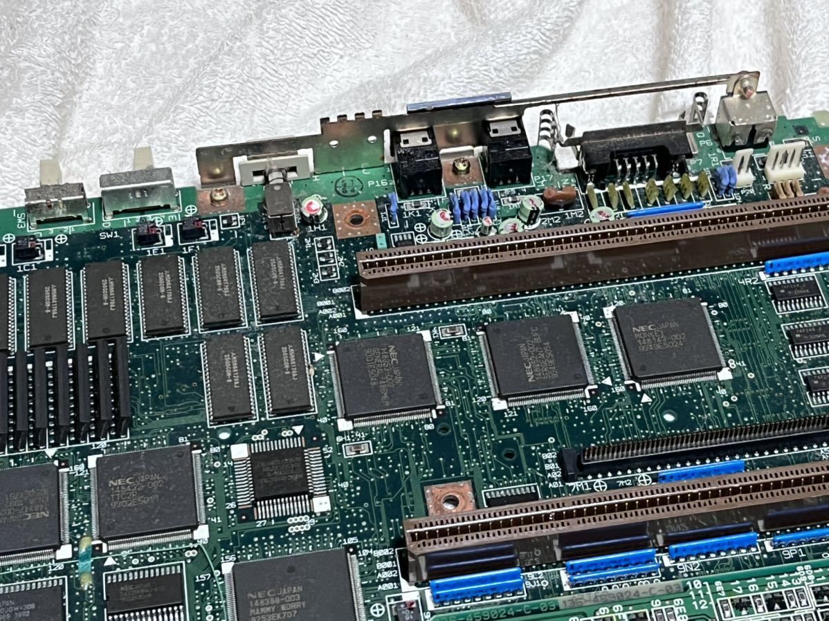 NEC 旧型PC ジャンク扱い PC-9821V20⁄M7C2 PC PC-9821V13⁄M7C2 Vintage
