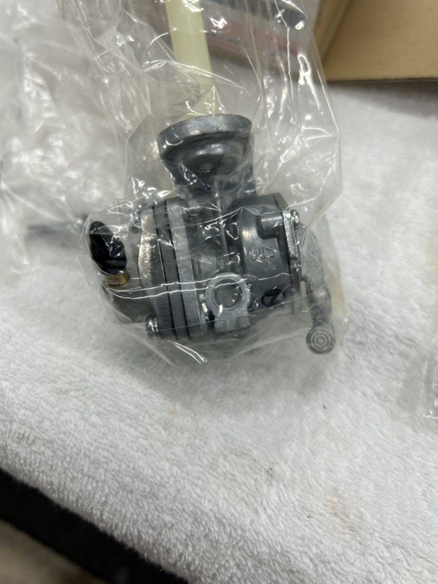廃盤品！GS400に使えるスズキ純正ガソリンコック(^^)｜パーツ