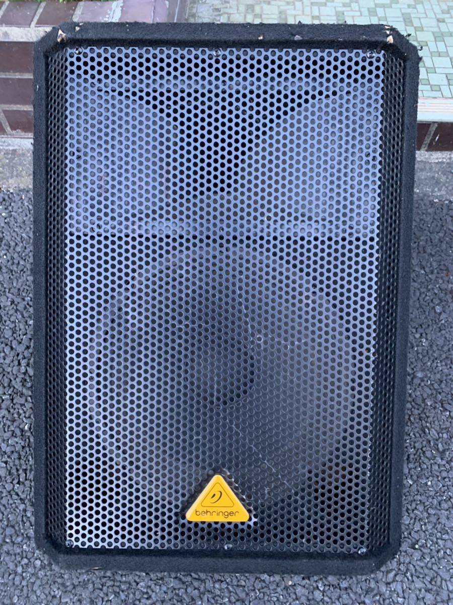 ベリンガー　モニタースピーカー VP1220Fその①