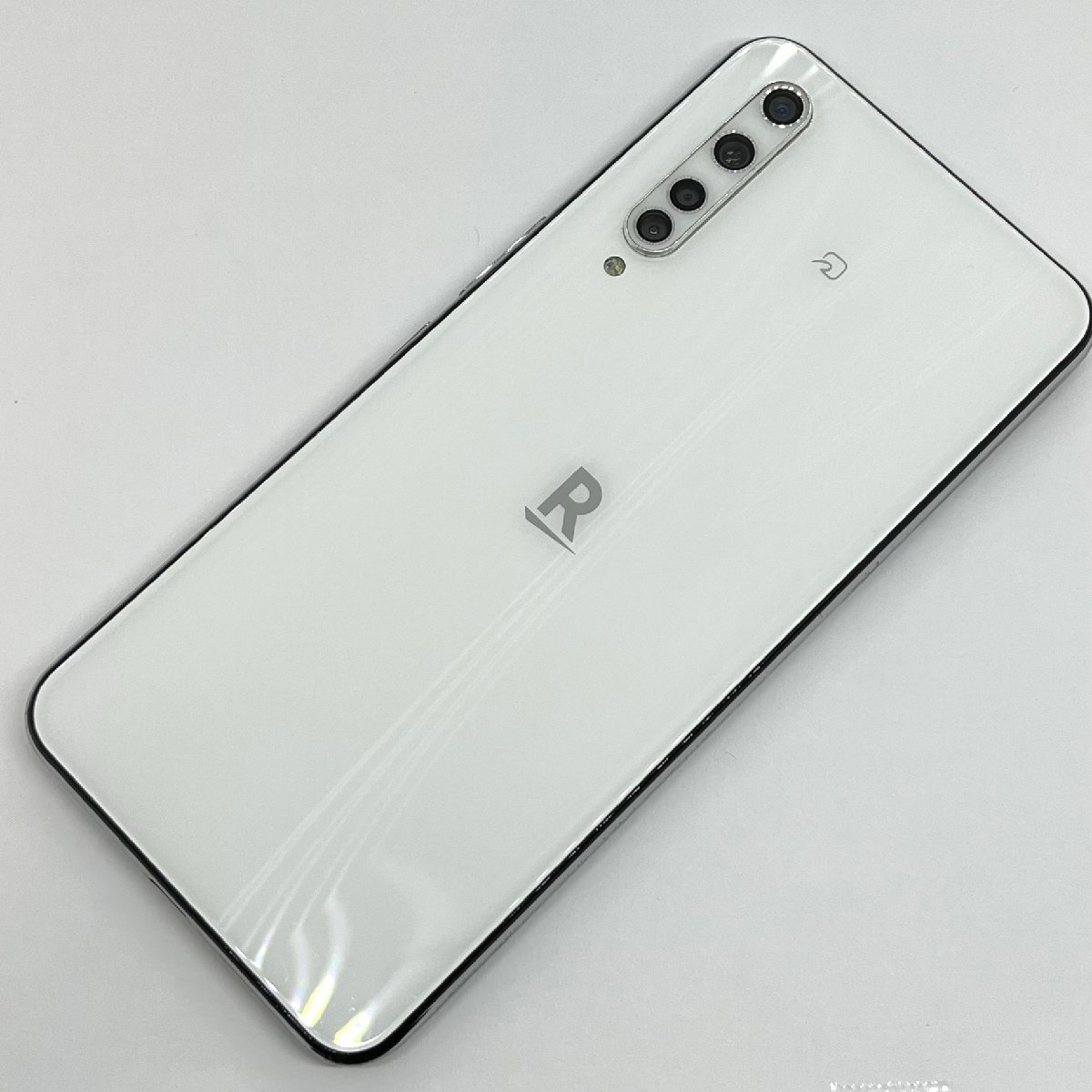 Rakuten BIG 楽天ビッグ スマホ 本体 ホワイト ZR01 ケース付 公式WEB