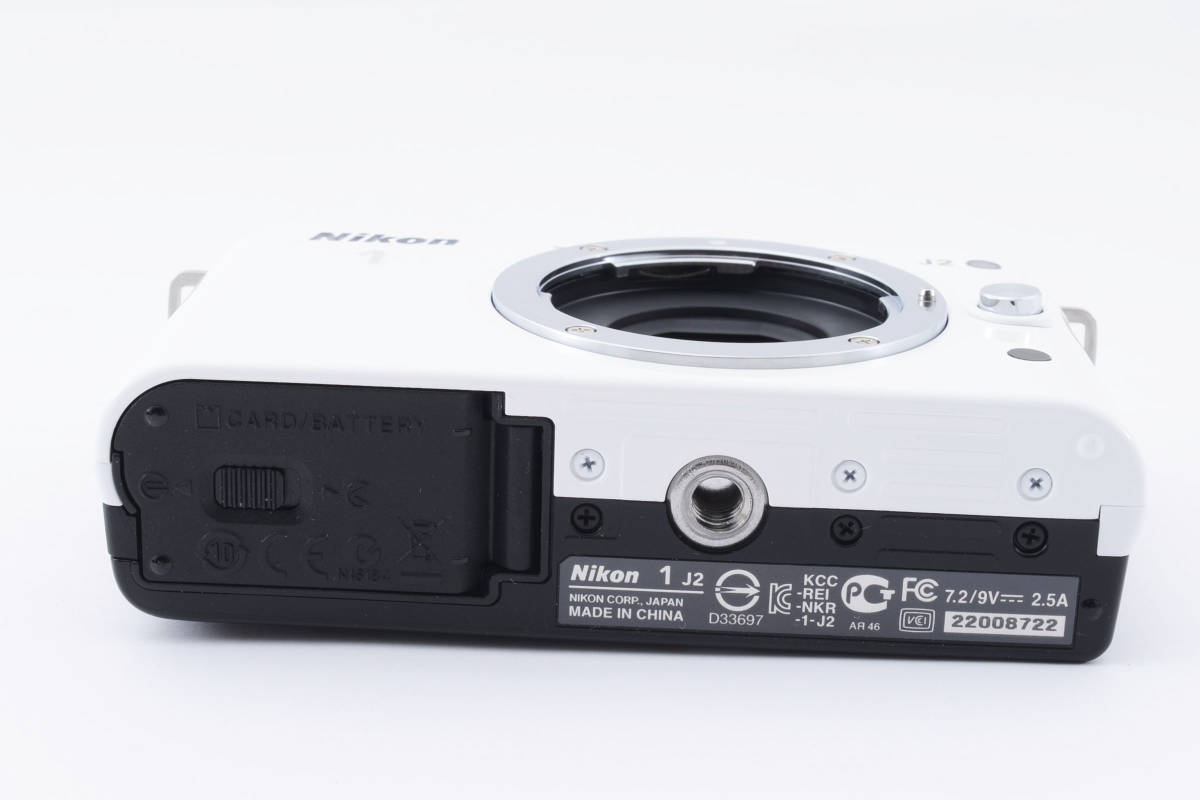 ニコン Nikon1 J2 ミラーレス カメラ ホワイト バッテリー 電源入り