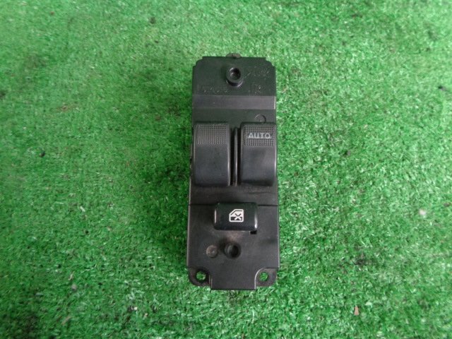 タイタン ダッシュ KR- SYF6T 純正パワーウィンドウスイッチASSY 12V