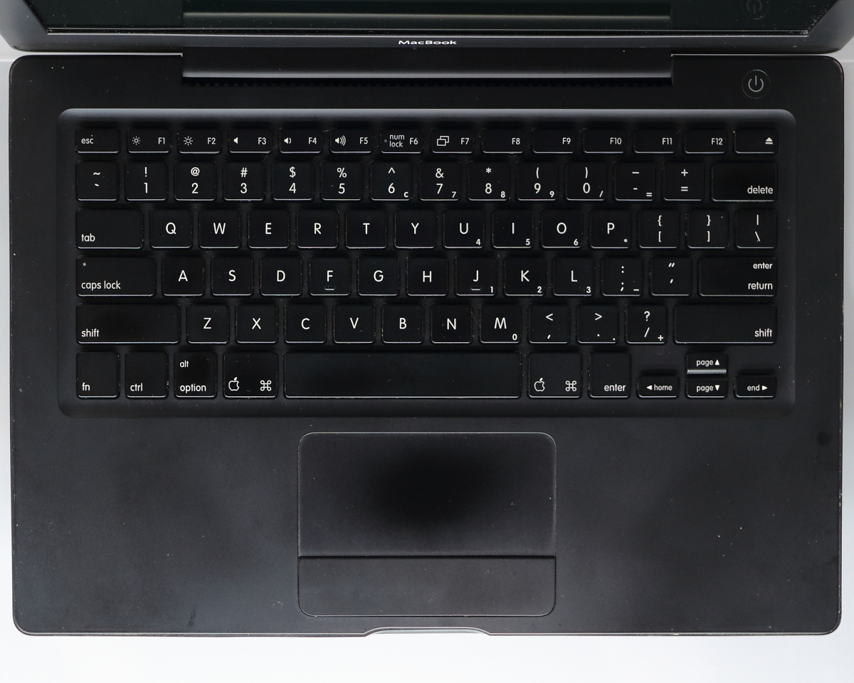 Apple MacBook A1181 ブラックモデル/初代MacBook/13.3/CoreDuo 2.0GHz 