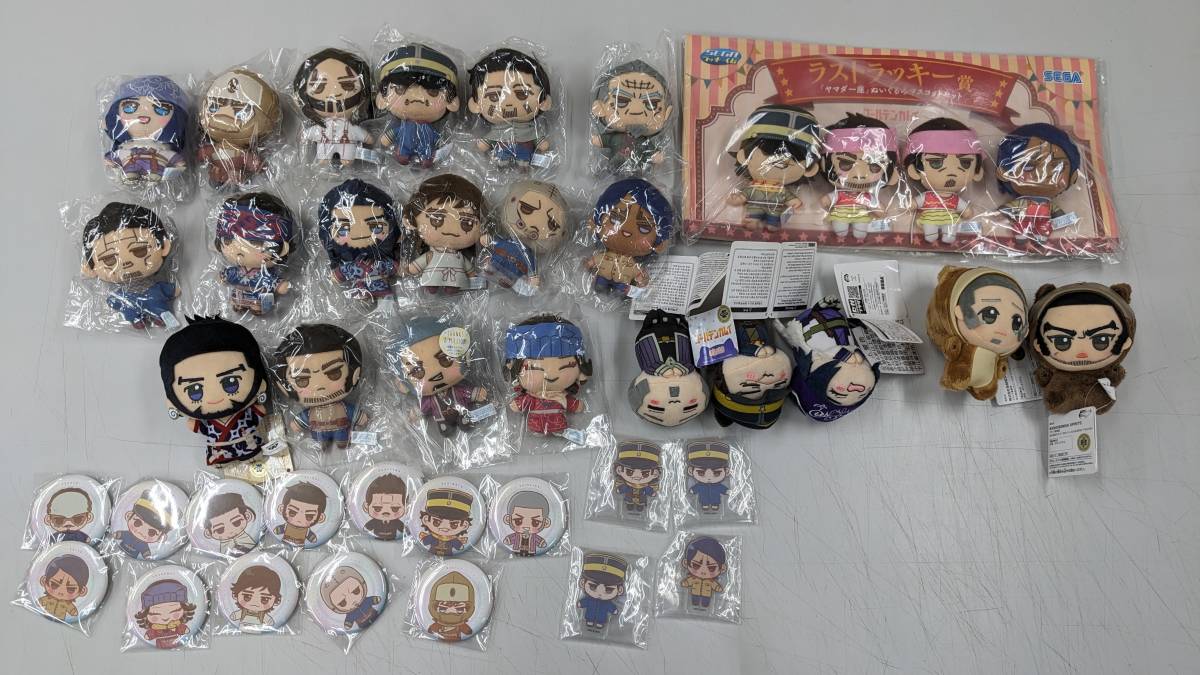 ◎D786/中古!! 金カム ゴールデンカムイ関連グッズ 少量まとめ /ぬいぐるみマスコット、アクリルスタンド、缶バッジ