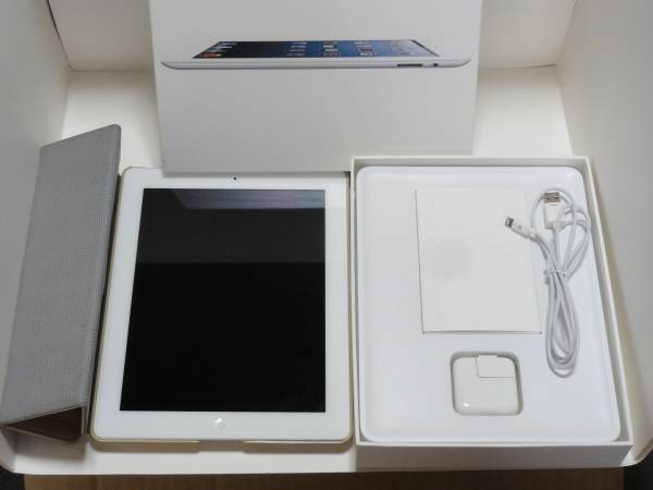 Apple★iPad★WiFi★32GB★MD514J/A★A1458★カバー付