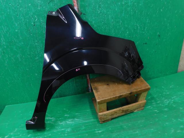 モコ DBA-MG33S 右Fフェンダー X R06A ZJ3 63112-4A00G