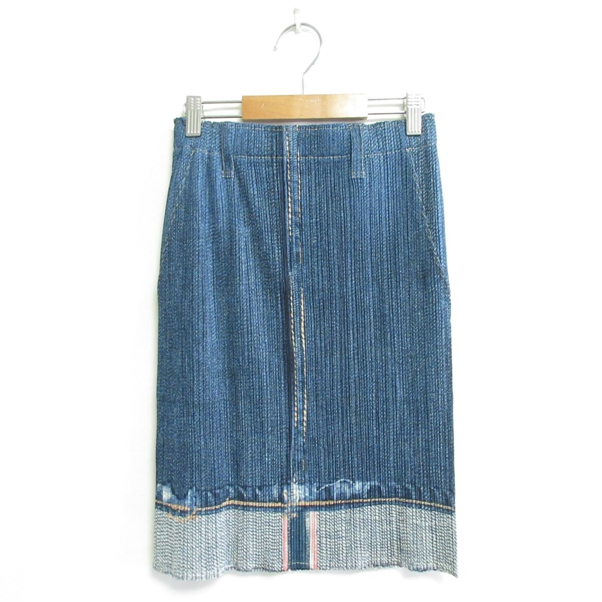 PLEATS PLEASE　プリーツプリーズ　デニムプリント　スカート　サイズ3 美品 PLEATS PLEASE プリーツプリーズ イッセイミヤケ デニムプリント