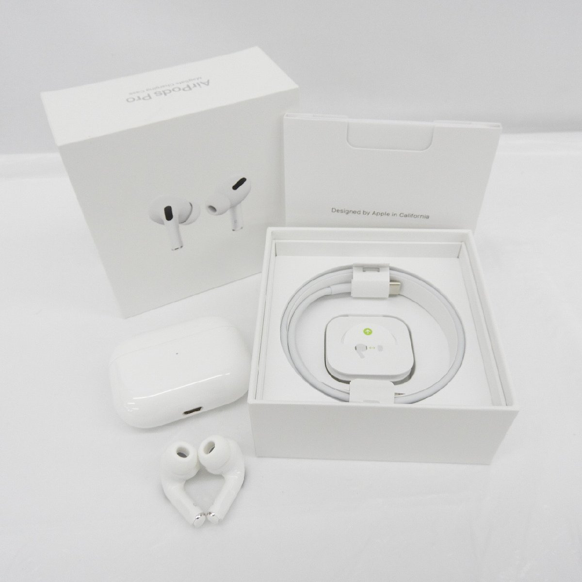 【中古品】Apple アップル ワイヤレスイヤホン エアーポッズ プロ AirPods Pro MagSafe対応 MLWK3AM/A ※海外モデル 965110580 0829