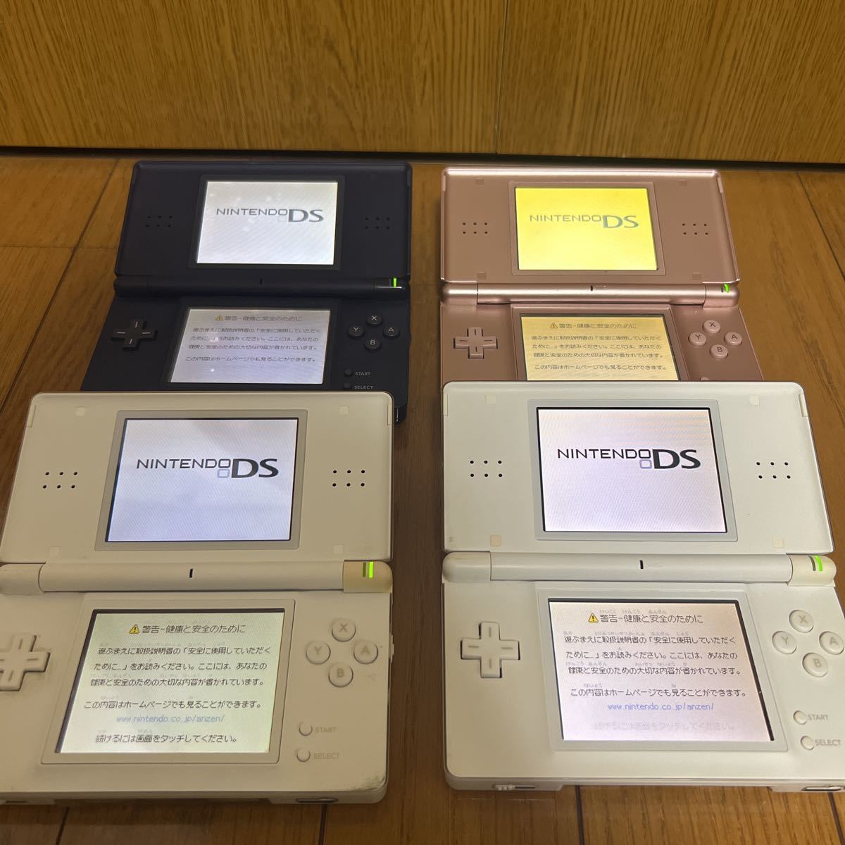 ジャンク Nintendo DS Lite ニンテンドーDSi 4台セット本体