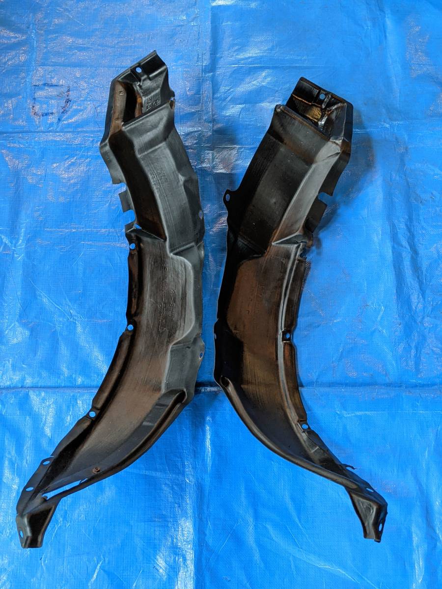 AE86 レビン FRPフロントフェンダー左右セット パーツランド フロント