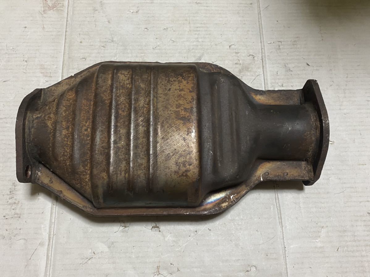 er34 純正触媒 25GTターボ rb25det スカイライン ER34 純正触媒 キャタライザー RB25DET 25GTターボ 触媒