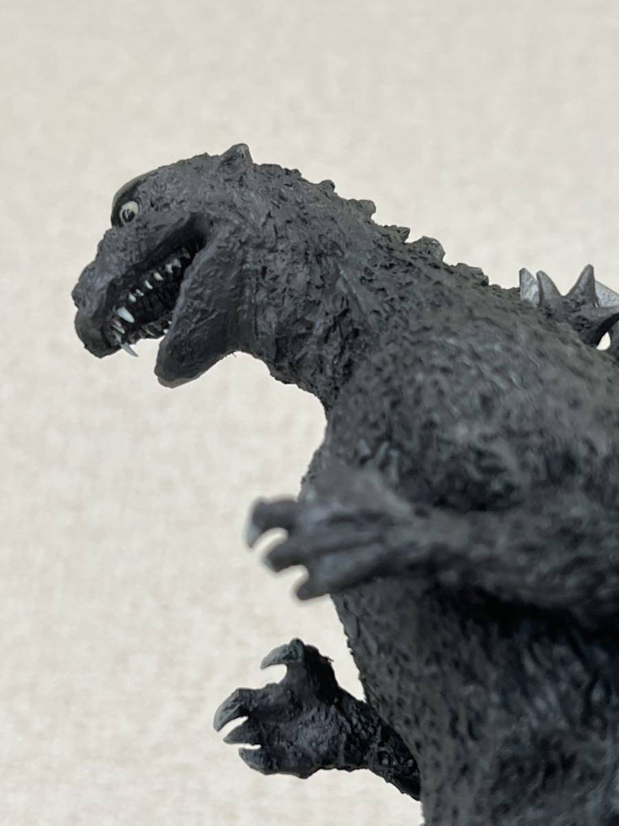 完成品　酒井ゆうじ造型工房　初代ゴジラ　国会議事堂出現（単体）