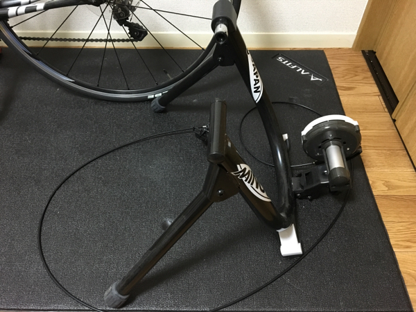 ミノウラ(MINOURA)固定ローラー台(ロードバイク練習用)
