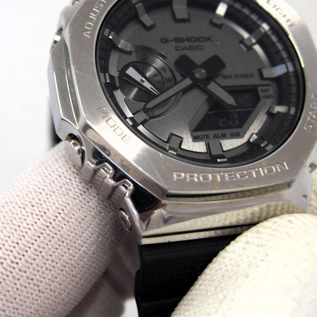 9356-001S] CASIO G-SHOCK GM-2100-1AJF 【中古】 現状販売 カシオ