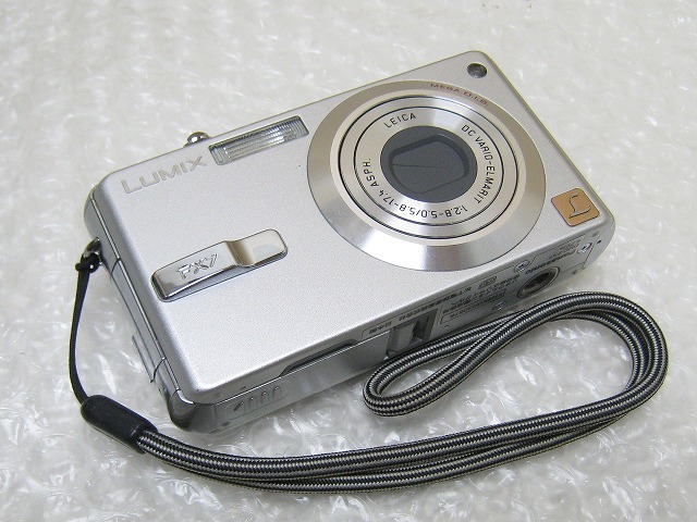 Nikon FEとFE2フィルム一眼レフカメラセット 【H2-0044】Nikon ニコン