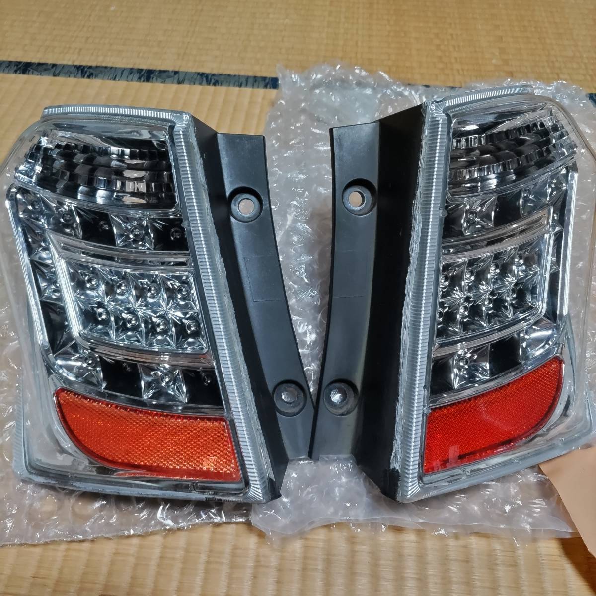 フリードスパイク 前期 GB3 エムブロ サンダーテールランプキット 中古