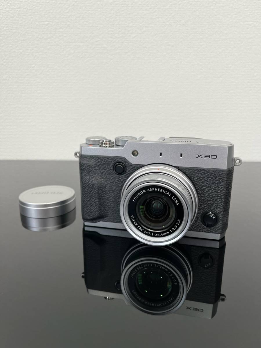  FUJIFILM フジフイルム X30 シルバー(富士フイルム)｜売買されたオークション情報、yahooの商品情報をアーカイブ公開 - オークファン 富士フイルム