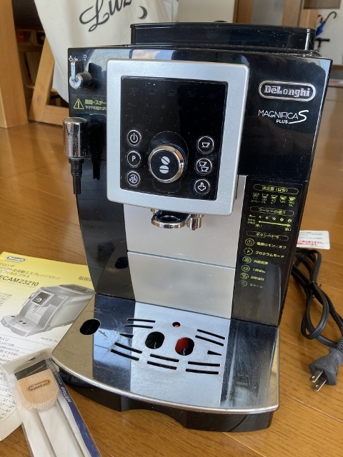 デロンギ マグニフィカS コンパクト全自動エスプレッソマシン S