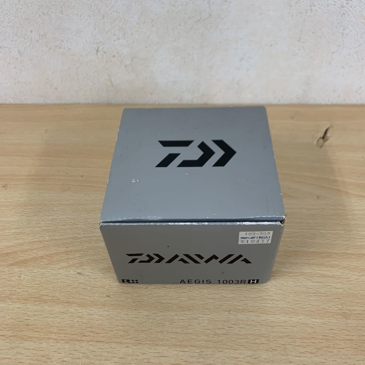 中古品 Daiwa AEGIS 1003RH スピニングリール ダイワ 13イージス