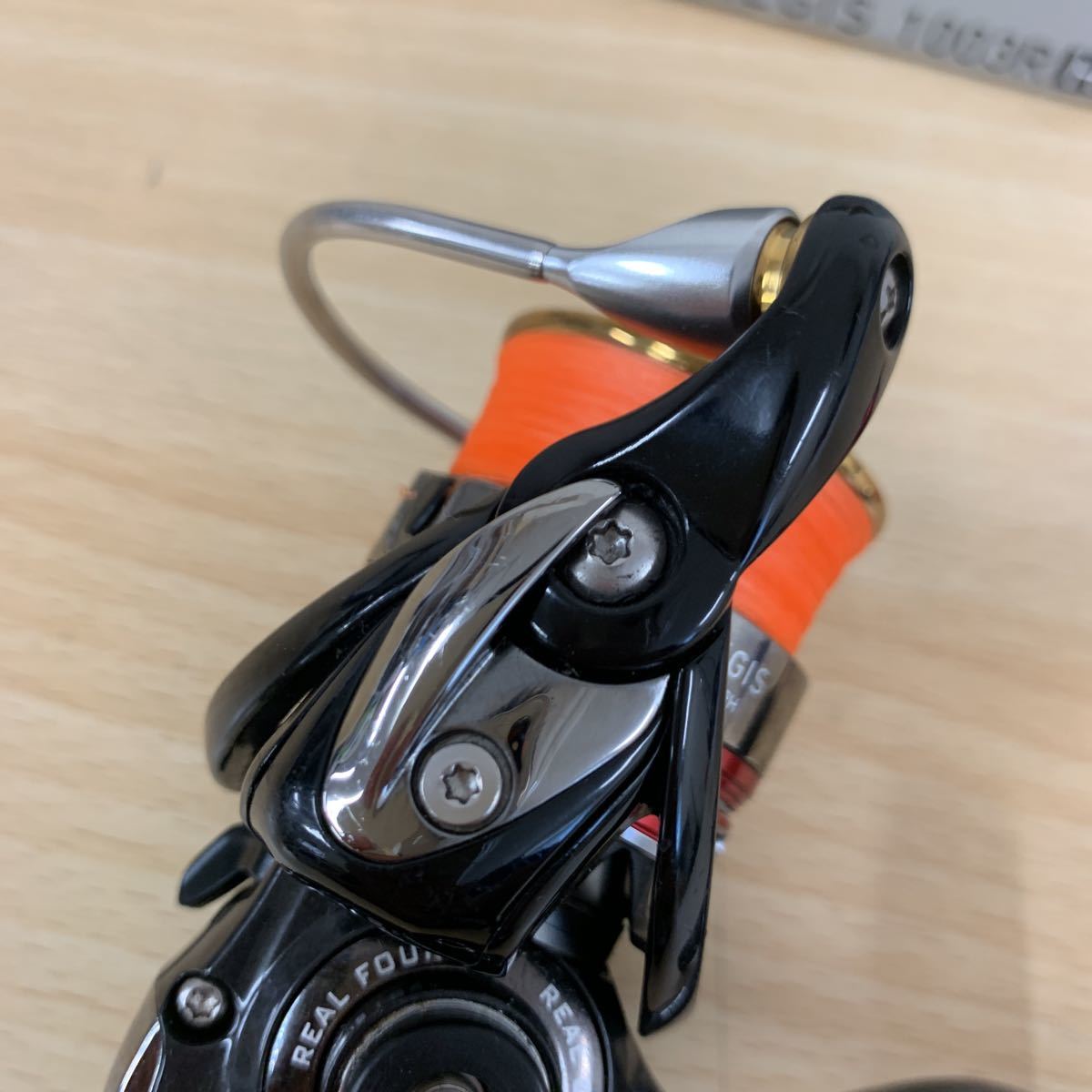 中古品 Daiwa AEGIS 1003RH スピニングリール ダイワ 13イージス