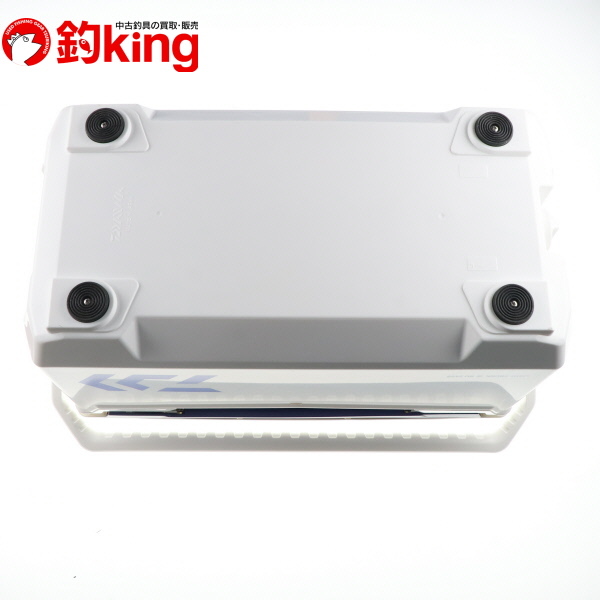 ダイワ ライトトランク α GU 2400/X496L 美品 船 堤防 釣り ショア オフショア フィッシング アウトドア