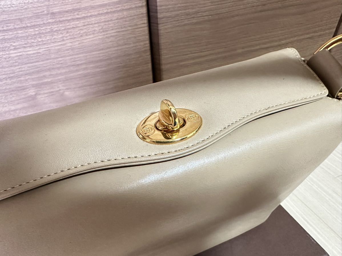 GUCCI オールドグッチ ヴィンテージ レザー グッチ ショルダーバッグ 
