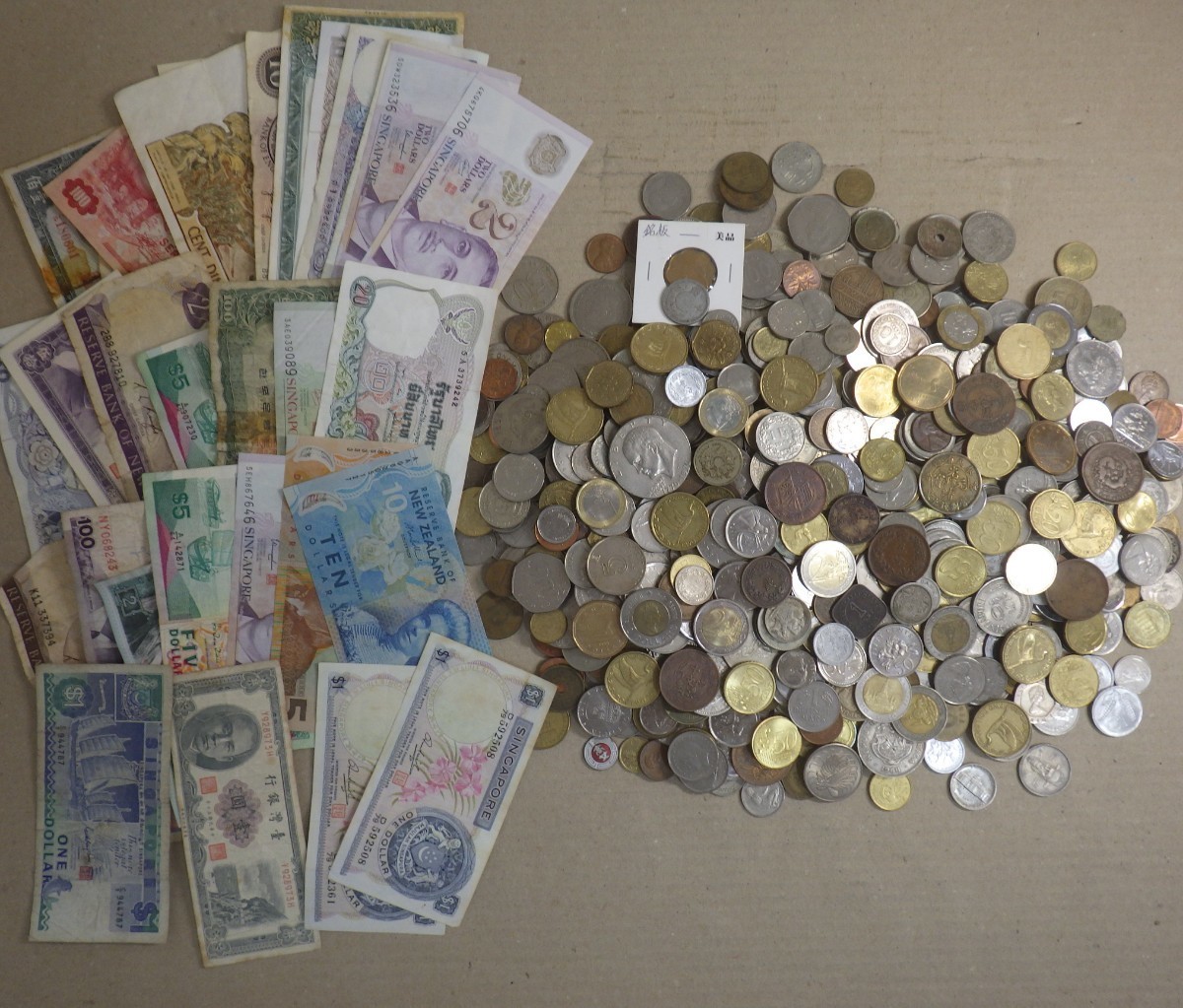 硬貨 古銭 コイン 外国コイン まとめ 紙幣 日本 外国古銭 約2.5kg