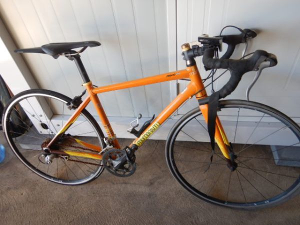 momentum iWant R-1 ロードバイク 14変速 700×25C モーメンタム 自転車