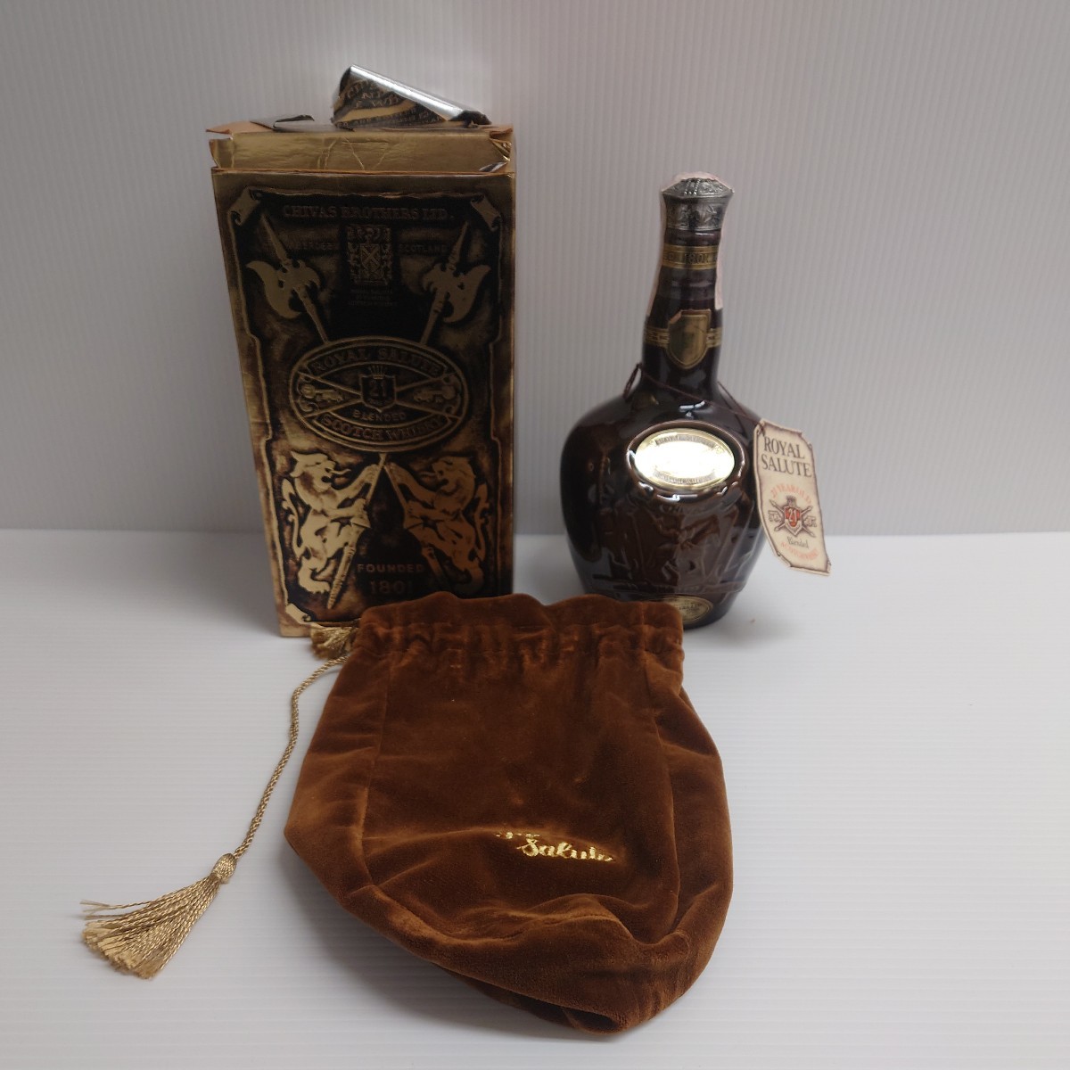 21年 SALUTE ロイヤルサルート 700ml 未開栓ROYAL 陶器ボトル 0 ☆1円~