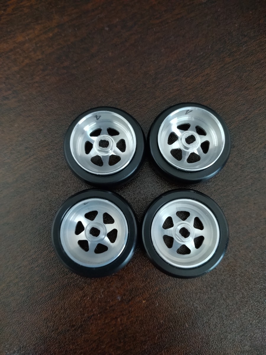 ミニッツ ロンシャンホイール希少ミニッツ AWD エムズ