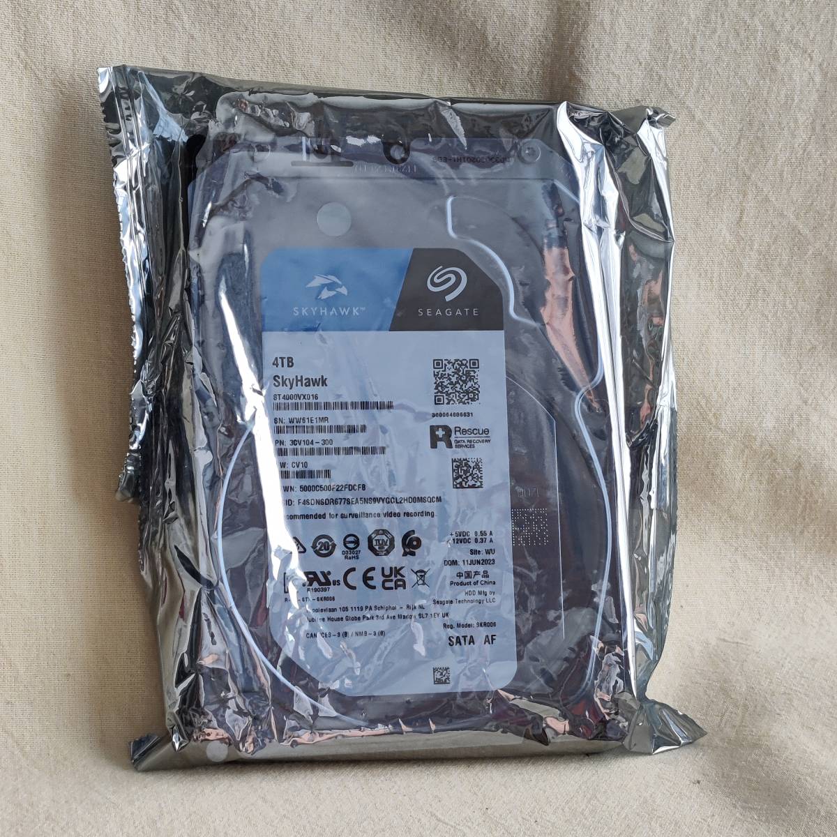 61E1MR】SEAGATE ST4000VX016 HDD 4TB SKYHAWK 新品 未使用 未開封