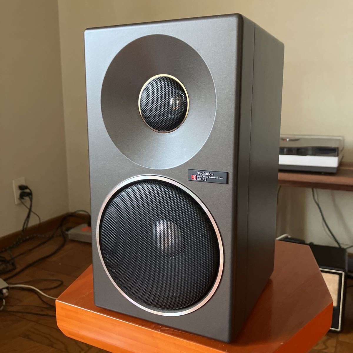 ほぼデッドストック 極上美品】technics sb -f2 ブラック テクニクス 