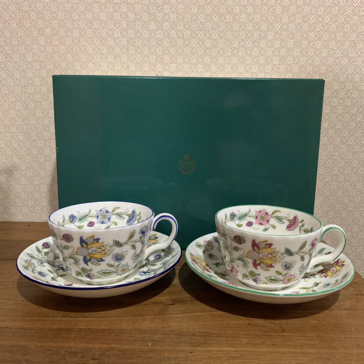 【HOT，人気SALE】 ミントン MINTON ハドンホール ブルー カップ&ソーサー 2客 ペア 洋食器 コレクション 箱入り インテリア(ミントン)｜売買されたオークション情報、yahooの商品情報をアーカイブ公開 - オー ミントン