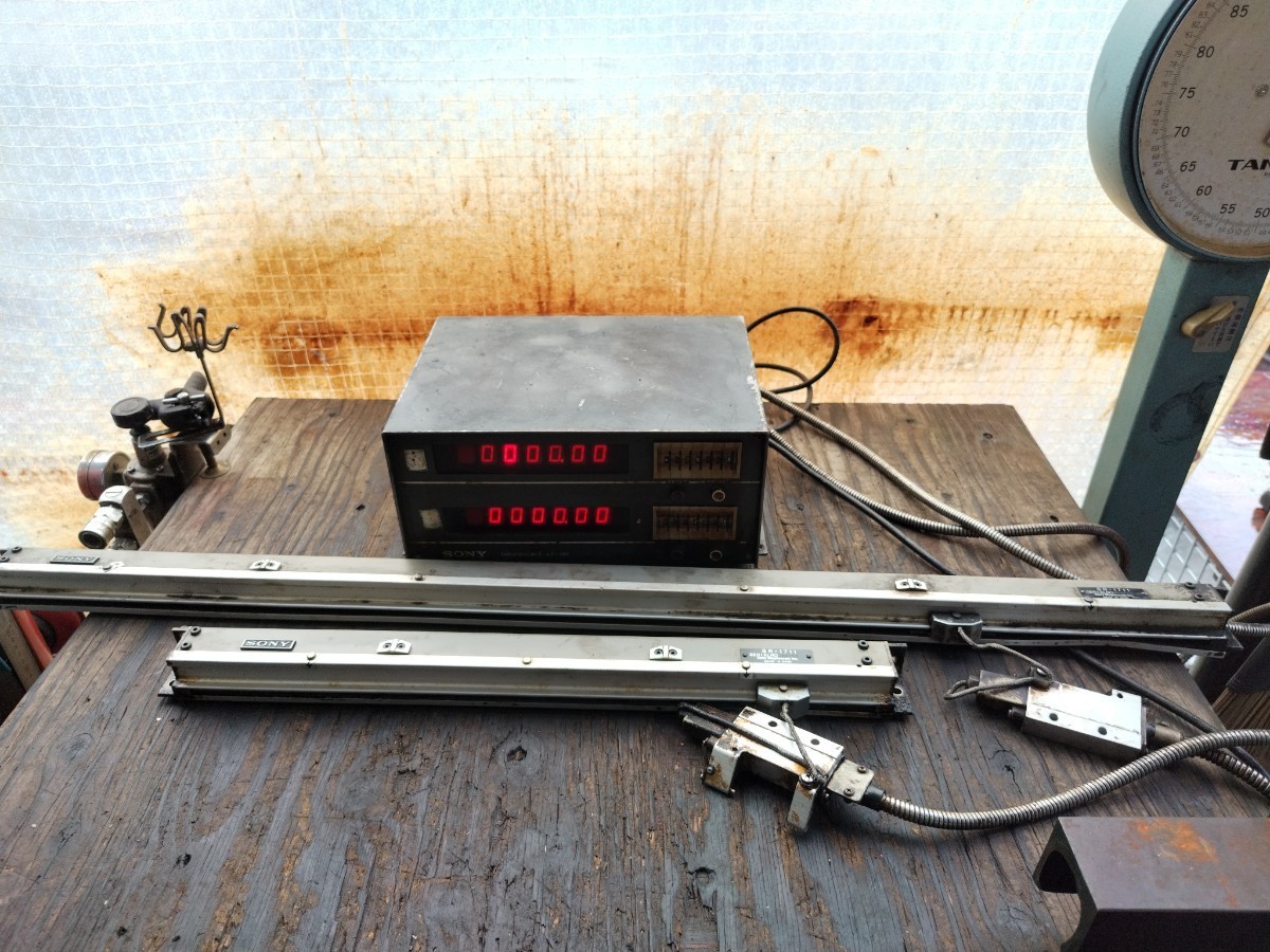 (YK)　SONY／ソニー　デジタルカウンター　LF-100　２軸　スケール付き(900／500)　SR-1711　要整備／部品取り　中古