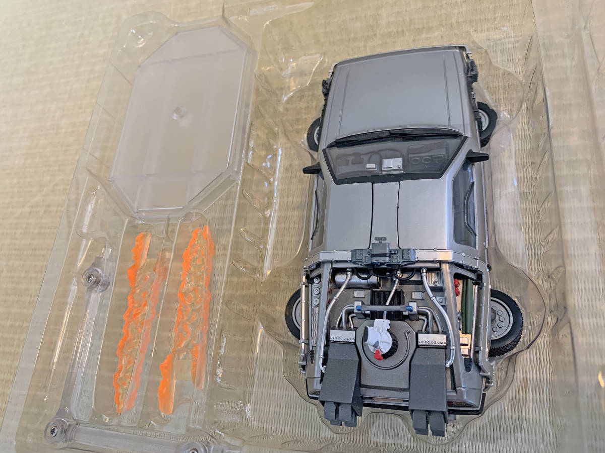中古・開封品】海洋堂 MOVIE REVO ムービーリボシリーズ001 デロリアン