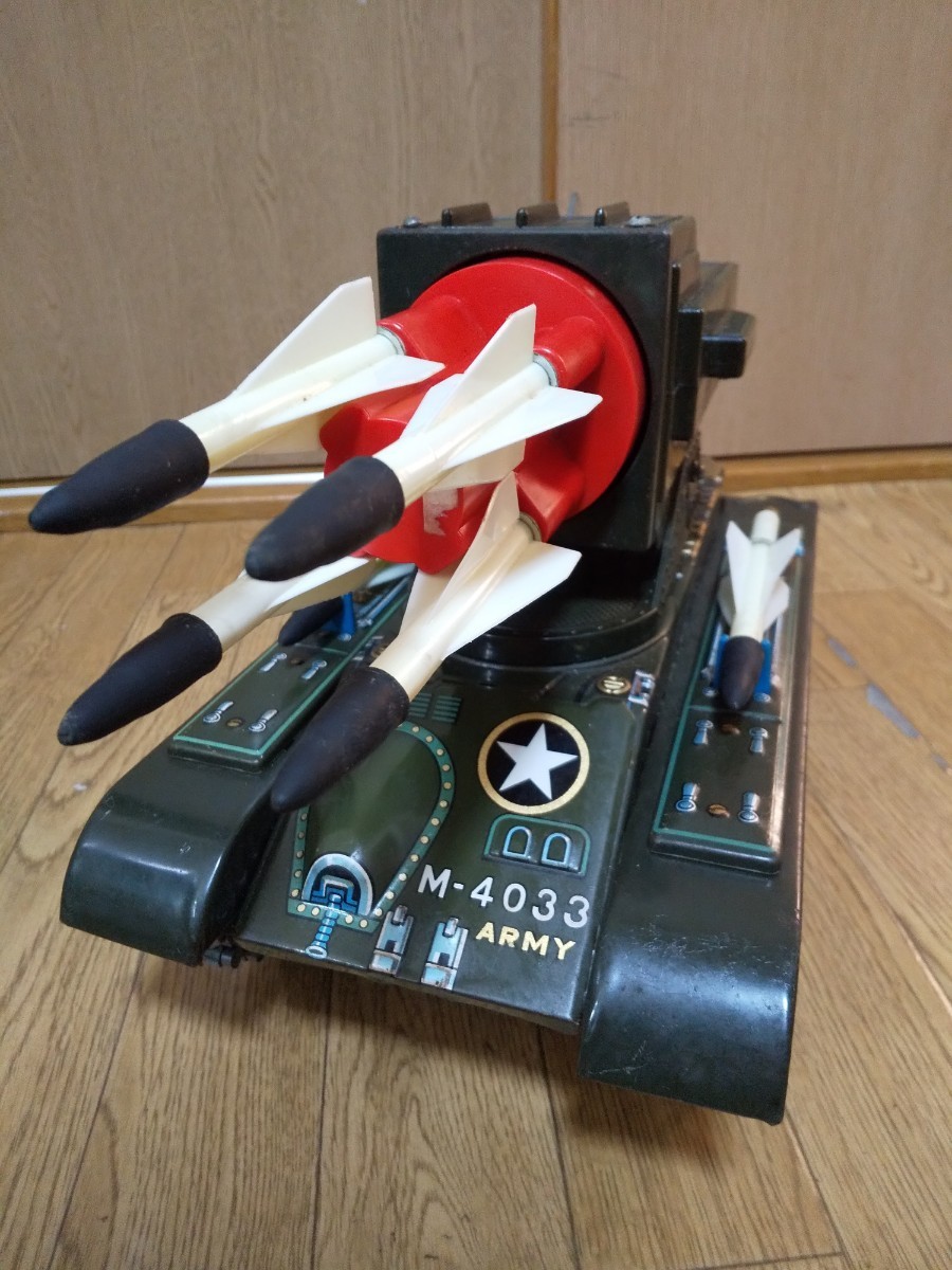増田屋　ミサイルタンクMS-33　稀少 昭和レトロ ブリキ マスダヤ ブリキ 玩具 電動 ミサイルタンク MS-33 昭和 レトロ