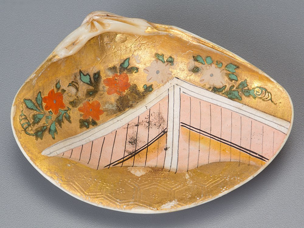 裏千家15世鵬雲斎御書付『面唐草絵曲香合』初代橋村万象造（共箱