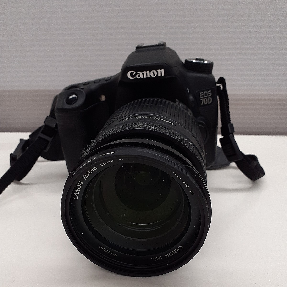 Canon キャノン EOS 70D デジタル一眼レフ レンズ EF-S 18-200mm 1:3.5