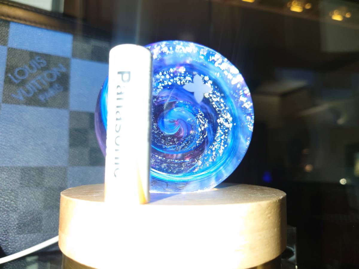 未使用 LOUIS VUITTON ルイヴィトン クリスタル 宇宙モチーフ ペーパー 