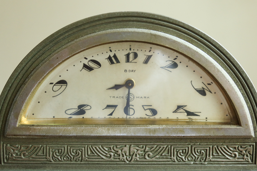 精工舎 トレードマーク ウランガラス 置き時計 グリーン セイコーシャ