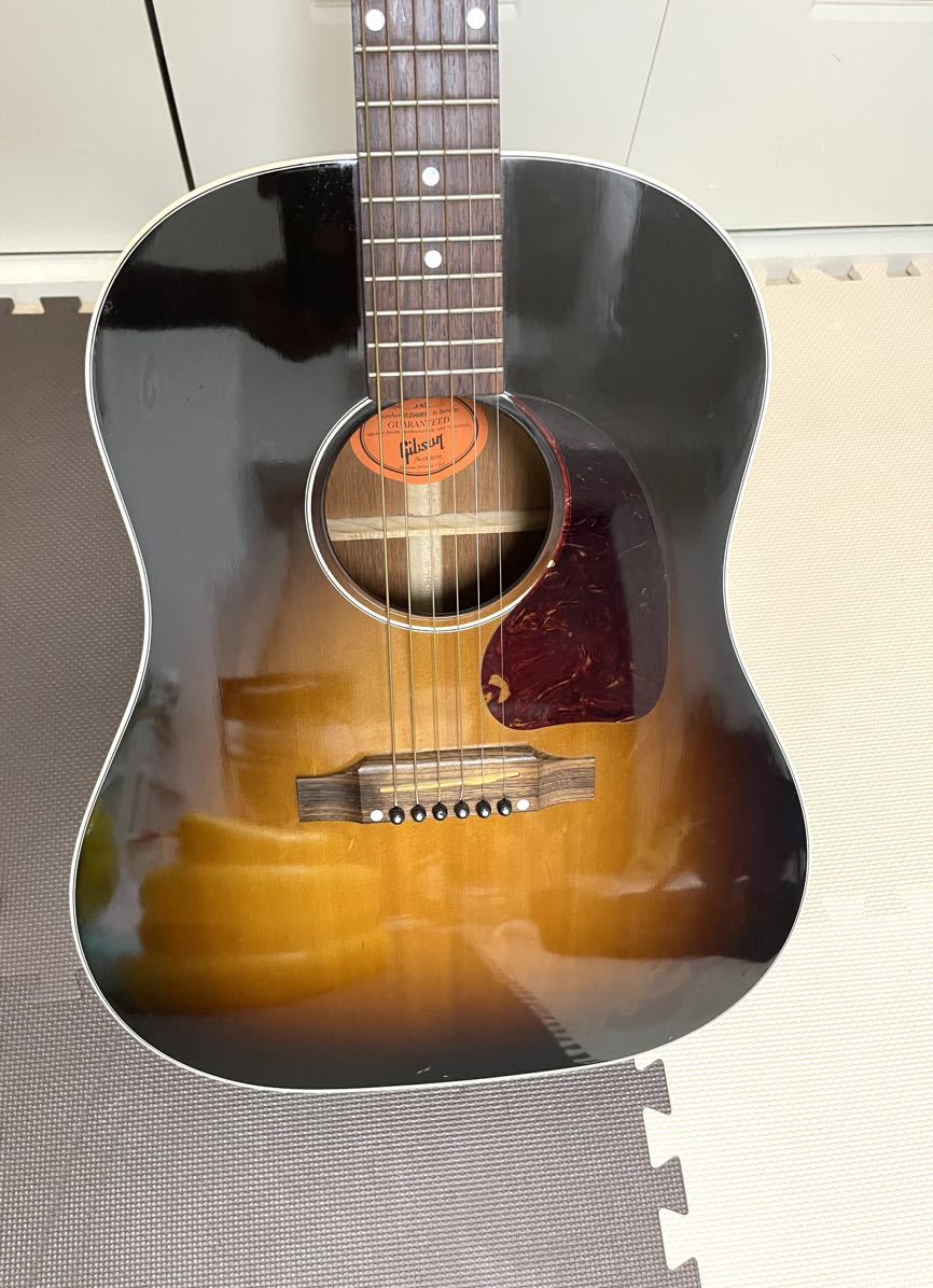 J-45 Gibson ギブソン(ハードケース付き)Gibson ギブソン J-45